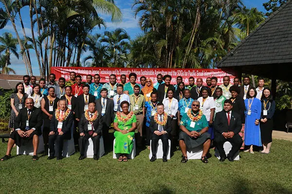 Participants in a United Nations Juncao knowledge-sharing project.