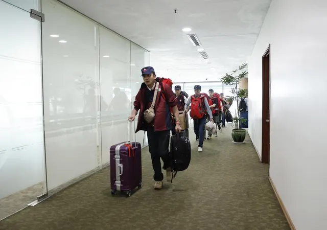 Rescue team arrival at Yangon airport, 29 March 2025; source view 5.