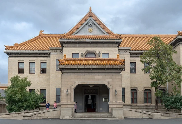 A historical photograph within Changchun’s Manchukuo palace museum; today’s access must be checked separately.