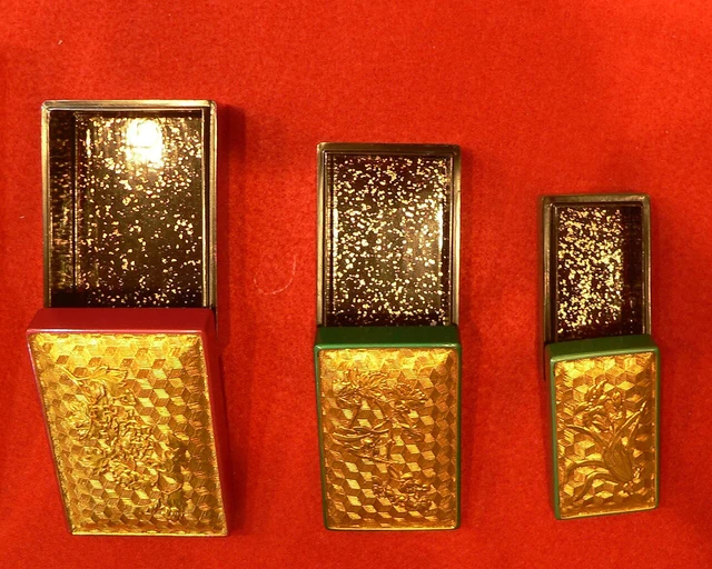 Fuzhou bodiless lacquer objects; a historical collection photograph.