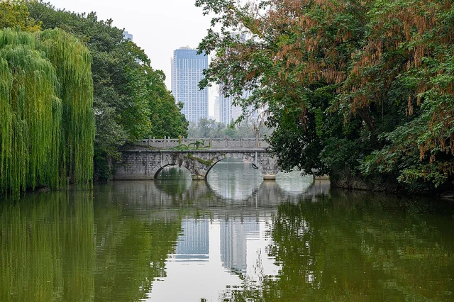 A historical photograph of Bao Park in Hefei; verify each venue’s current access.