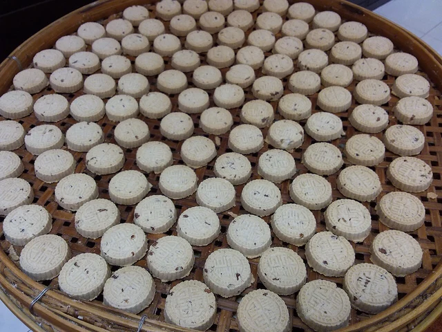 Almond biscuits photographed at a bakery in Macao.