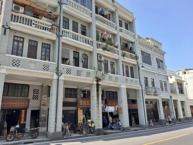 Historic-style buildings and street shops at Guangzhou's Yongqingfang.