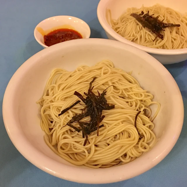 A bowl of scallion-oil noodles photographed in Shanghai.