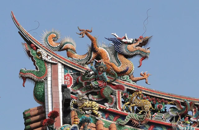 A dragon ornament on the roof of Bangka Longshan Temple in Taipei.