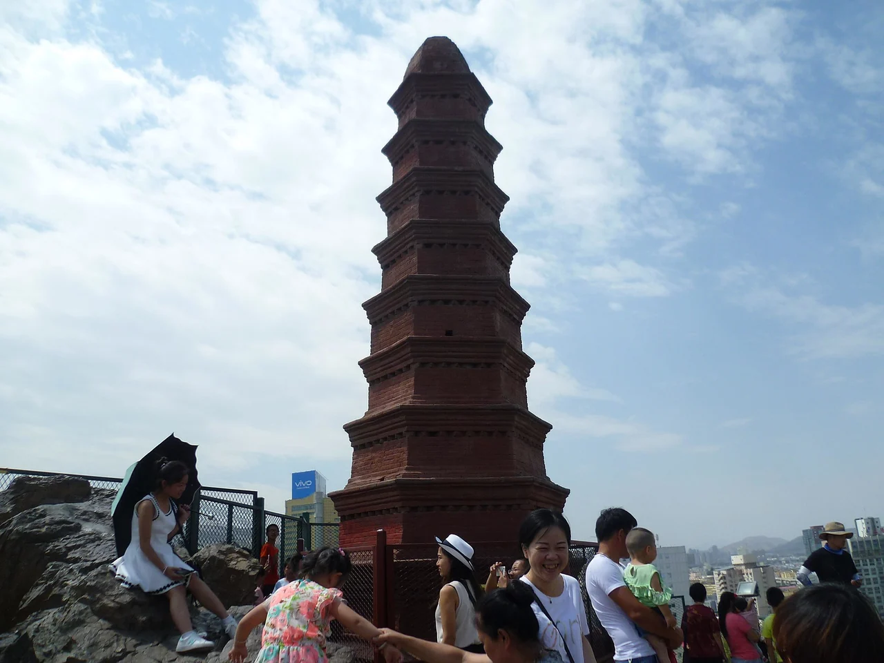 Hongshan Pagoda in Urumqi’s Hongshan Park