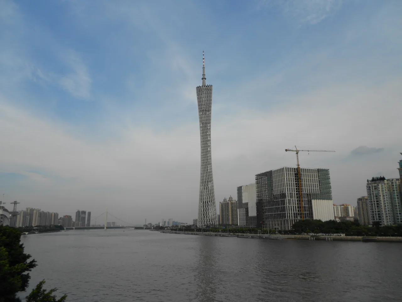Canton Tower by the Pearl River in Guangzhou.